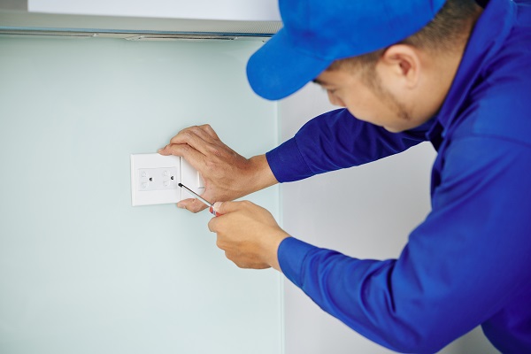 Energy SRL è la soluzione ideale se cerchi degli elettricisti a Saronno di alta qualità