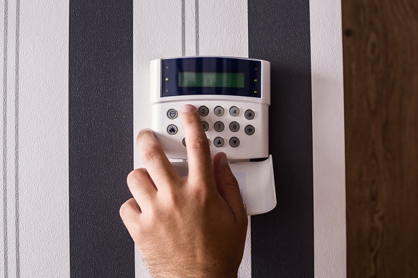 Impianti antintrusione a Saronno: proteggi la tua casa con la tecnologia più avanzata